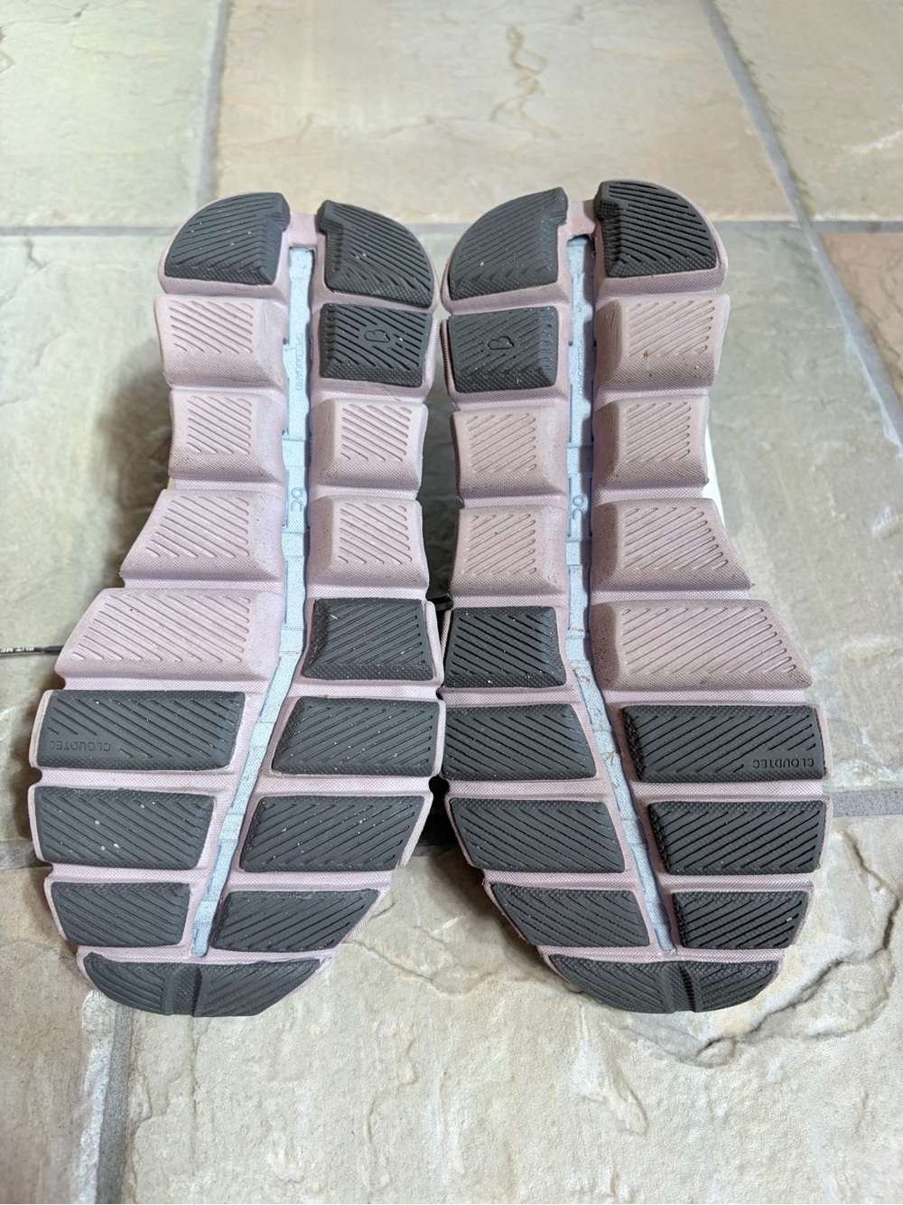 On Running Women's Athletic Lace-Up Running Shoes — Cream/Gray/Purple 6.5 - Picture 9 of 9